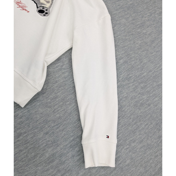 Tommy Hilfiger Sweatshirt Womens Medium Polar Bear Heart Crewneck Pullover Cute - Picture 8 of 13